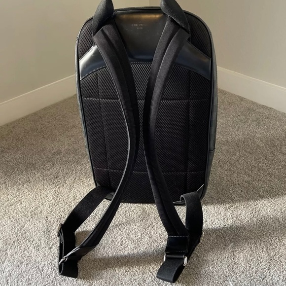 Authentic Louis Vuitton Michael Damier Graphite Backpack - Picture 5 of 8